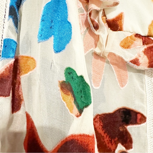 Alice + Olivia | Malinda Devore Ruffled Blouse Prisma Floral Burnout Size Small - Picture 9 of 11